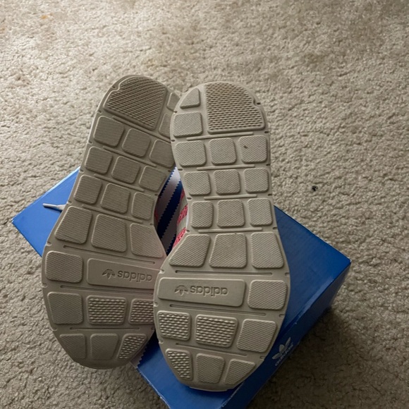 Shoes - Picture 2 of 2